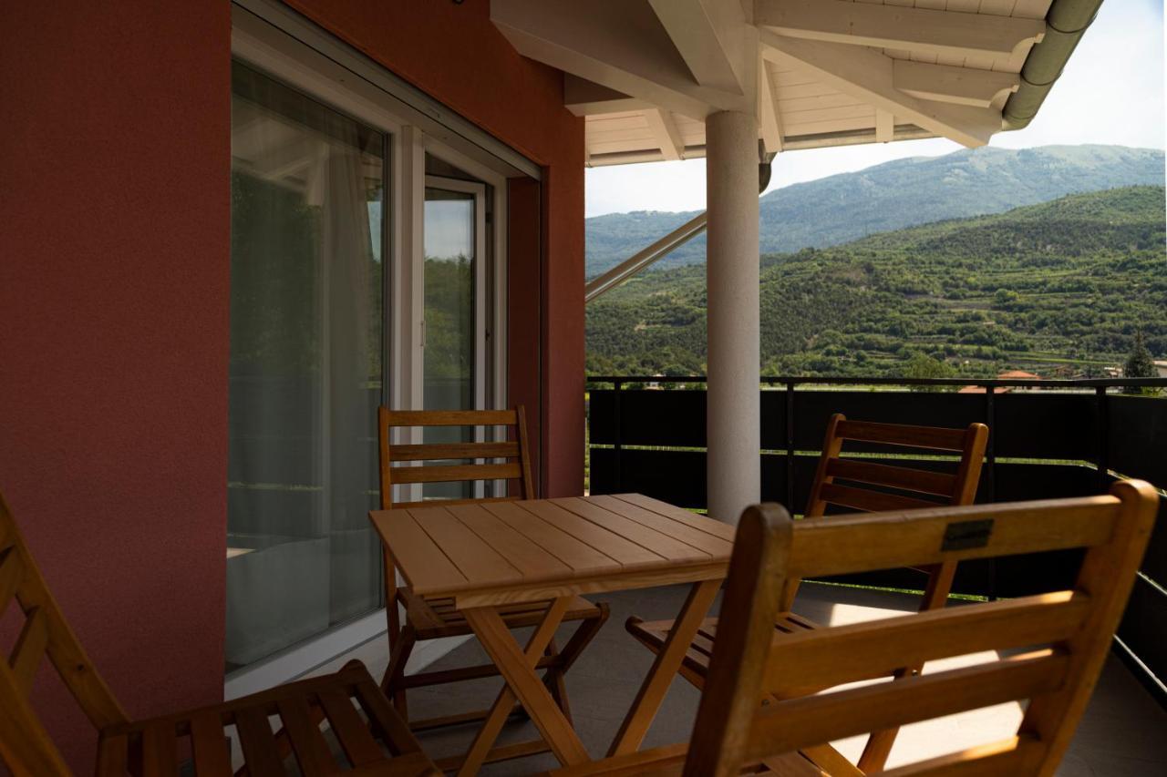 Holiday Apartments Giulia - Green Pietramurata Esterno foto
